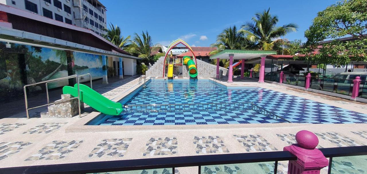 Rasa Senang Villa -Islam Guest Only Pantai Cenang  Exterior foto