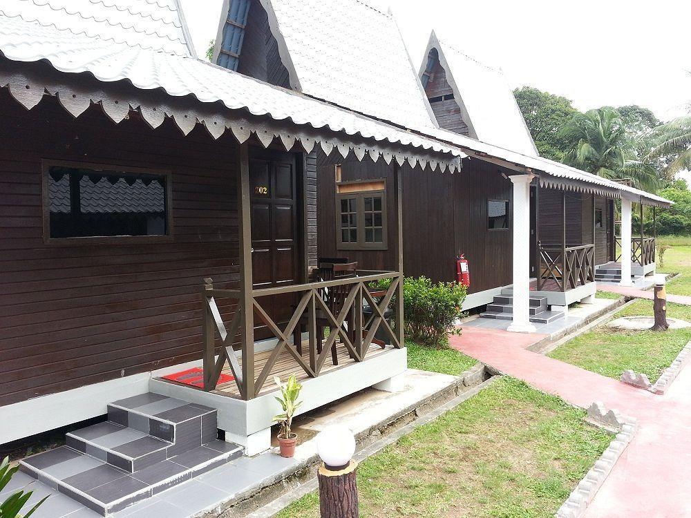 Rasa Senang Villa -Islam Guest Only Pantai Cenang  Exterior foto